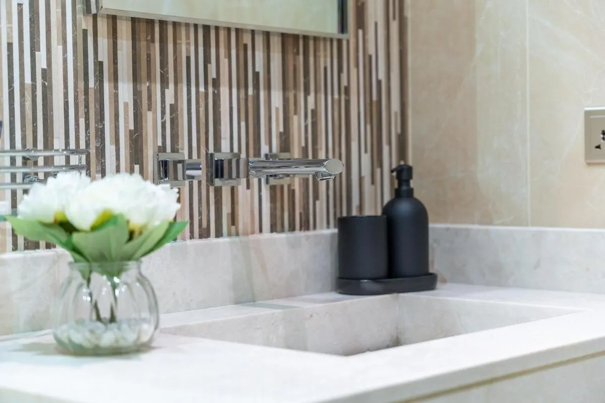Apartment Elite 2-Bedroom Flat In Downton With Burj Khalifa View! Dubai